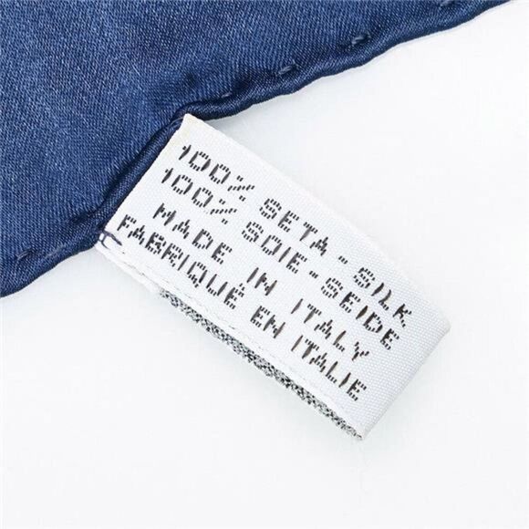 Chanel CC Medallion Silk Scarf - Picture 13 of 13